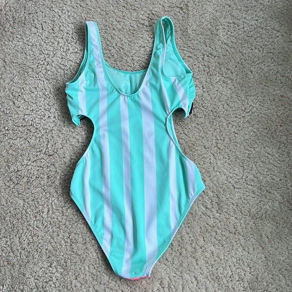 Flamingo Cut Out One Piece Swimsuit - S - Picture 2 of 3